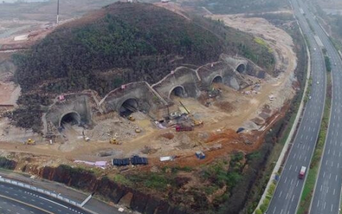 腾讯贵安七星绿色数据中心曝光 将存储最核心大数据_西数超哥博客